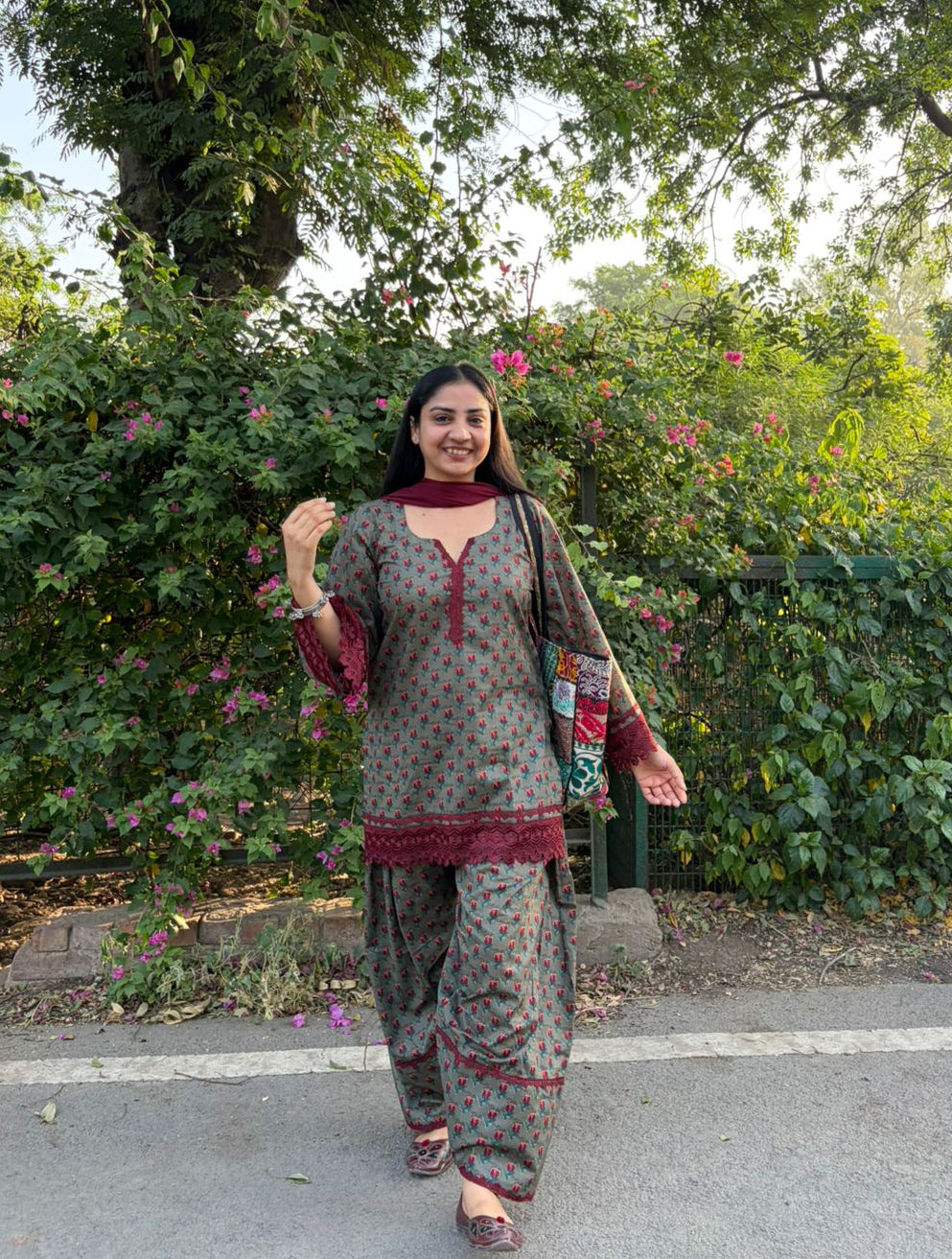 Neer Farshi kurta set